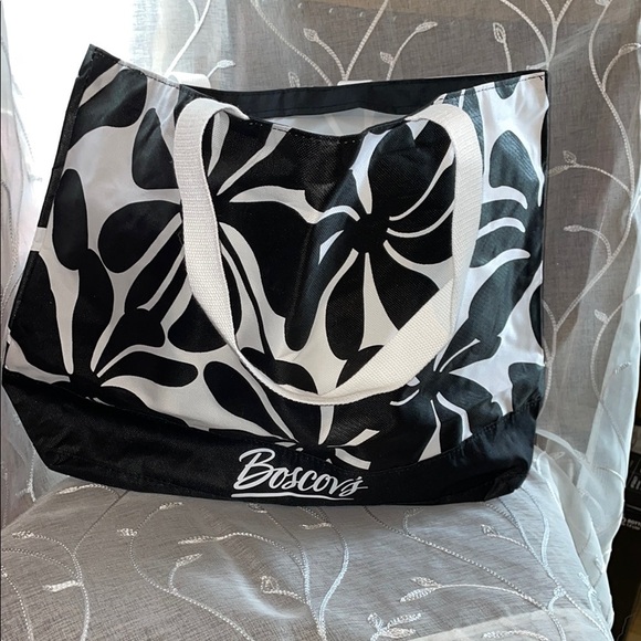 Handbags - Black and White Floral Tote Bag